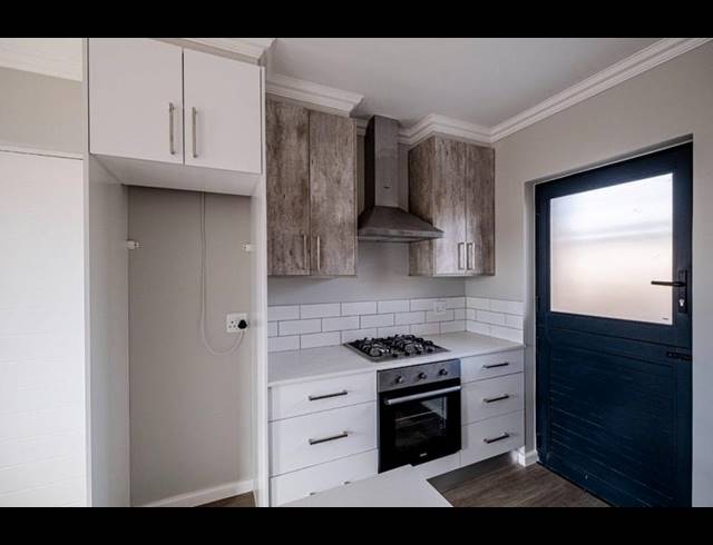 2 BEDROOM APARTMENT FOR SALE IN C PLACE